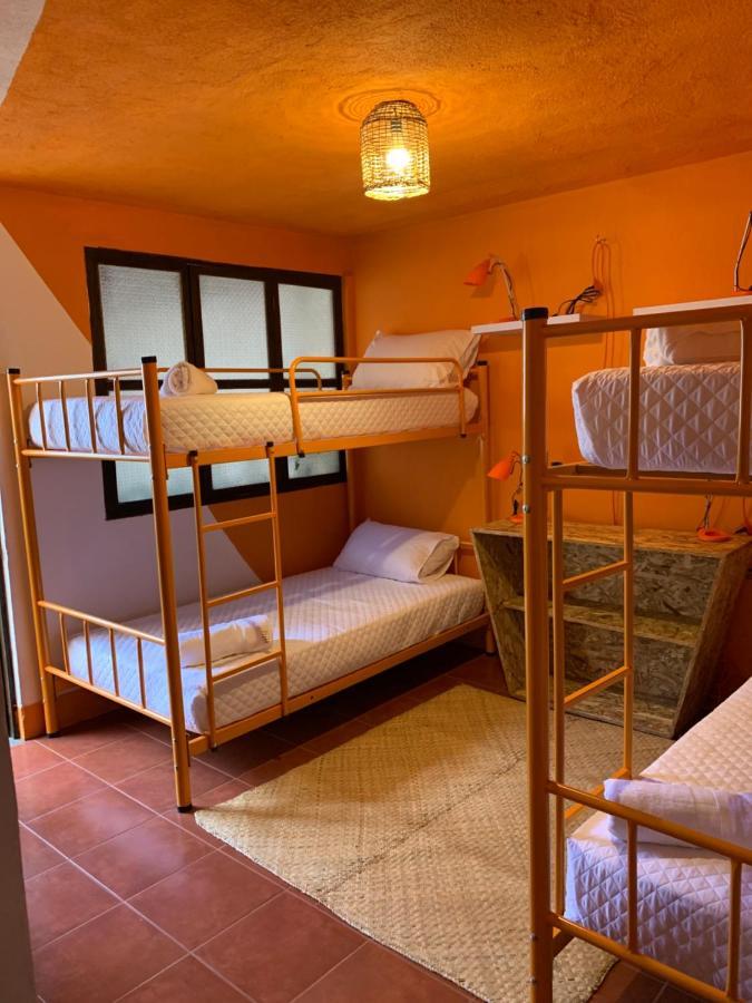 Why Not Hotel Antigua ภายนอก รูปภาพ