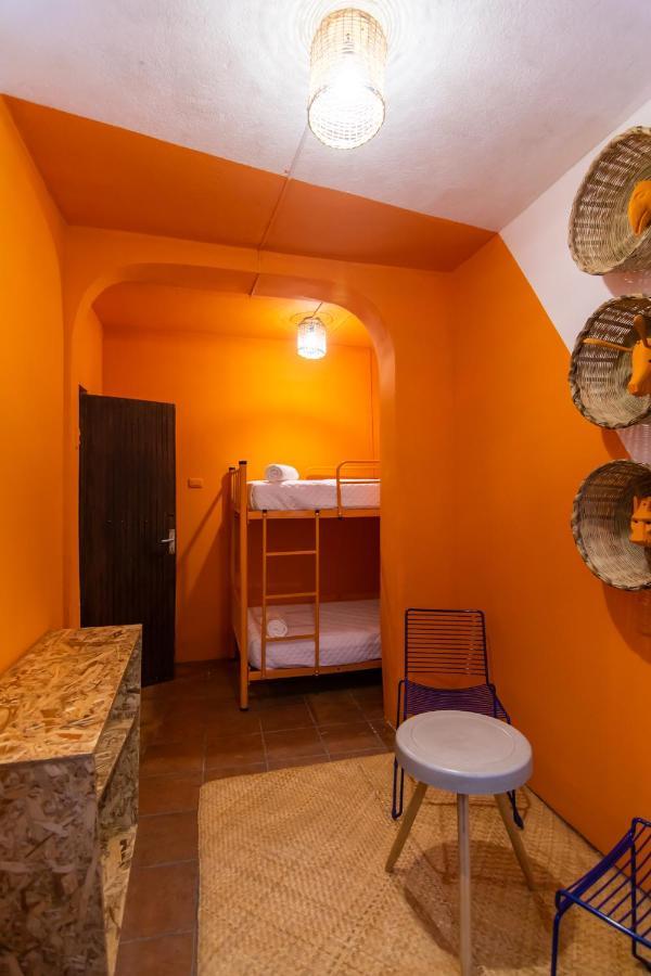 Why Not Hotel Antigua ภายนอก รูปภาพ