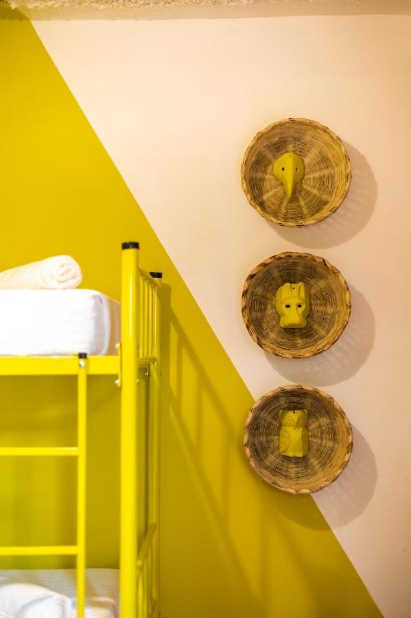 Why Not Hotel Antigua ภายนอก รูปภาพ