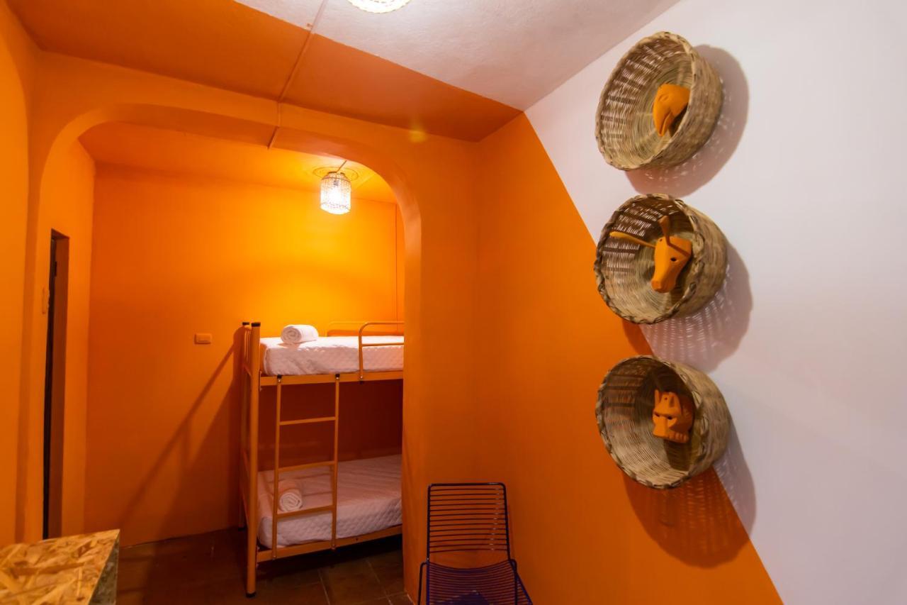 Why Not Hotel Antigua ภายนอก รูปภาพ