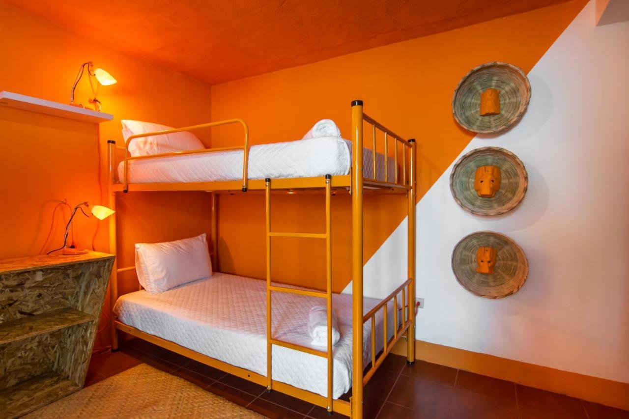 Why Not Hotel Antigua ภายนอก รูปภาพ