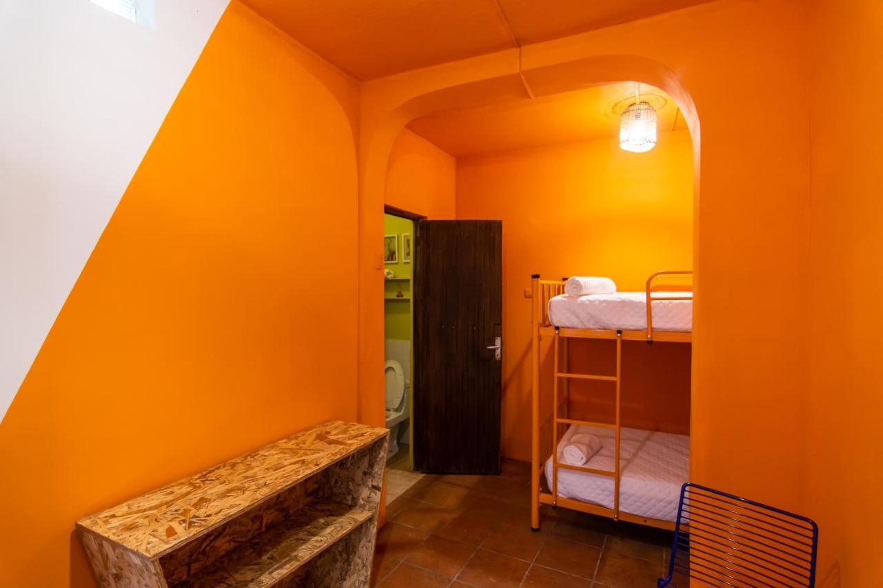 Why Not Hotel Antigua ภายนอก รูปภาพ